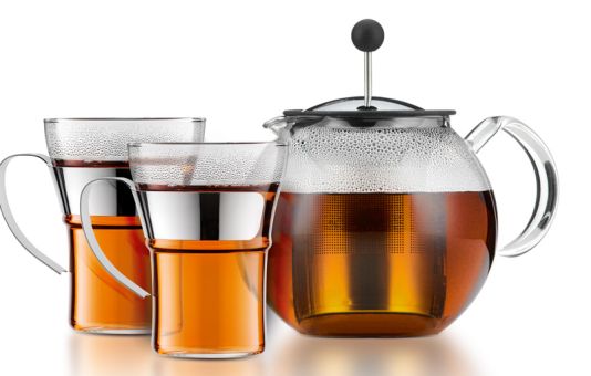 Bodum Set Teebereiter m. Edelstahlfilter 1.0 L + 2xKaffeeglas mit Metallgriff 0.35 L Assam verchromt 