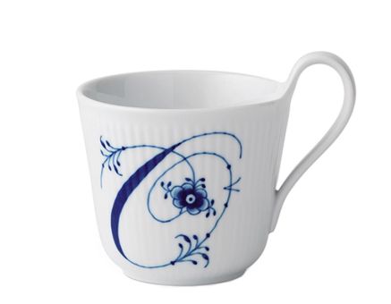 Royal Copenhagen Becher 0,33 L O Blue Fluted Plain Alphabet 