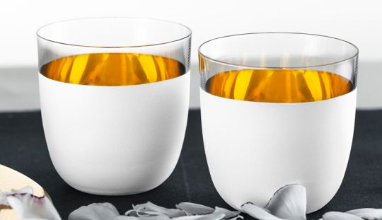 Eisch Cosmo 2 Becher 104/15 in Geschenkröhre Pure White 